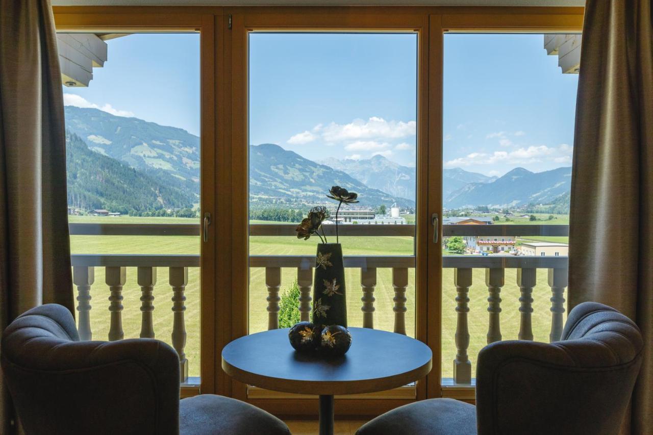 Hin&Weg Das Aparthotel Ried im Zillertal Exterior foto