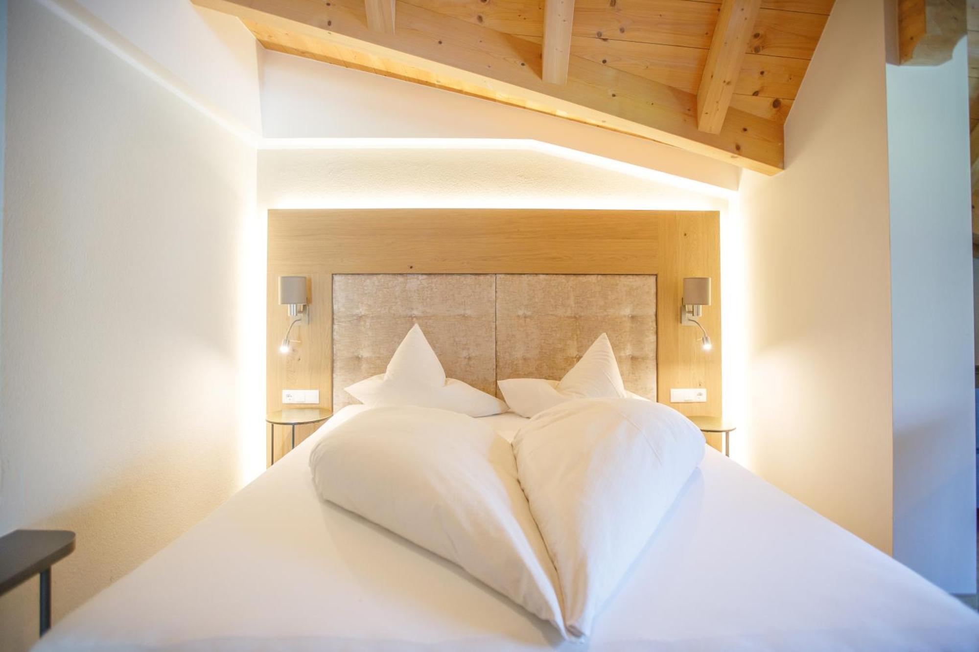 Hin&Weg Das Aparthotel Ried im Zillertal Exterior foto