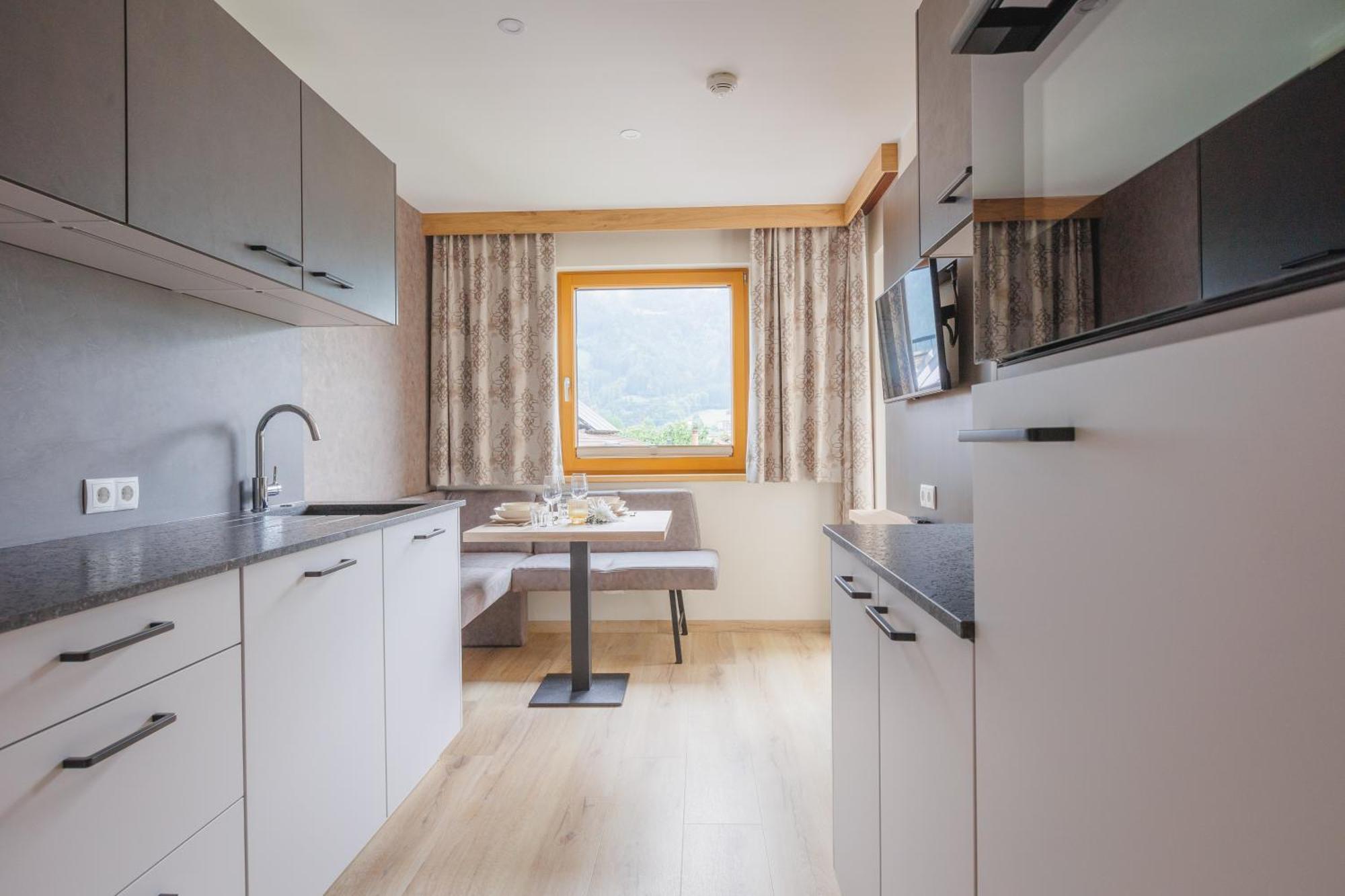 Hin&Weg Das Aparthotel Ried im Zillertal Exterior foto
