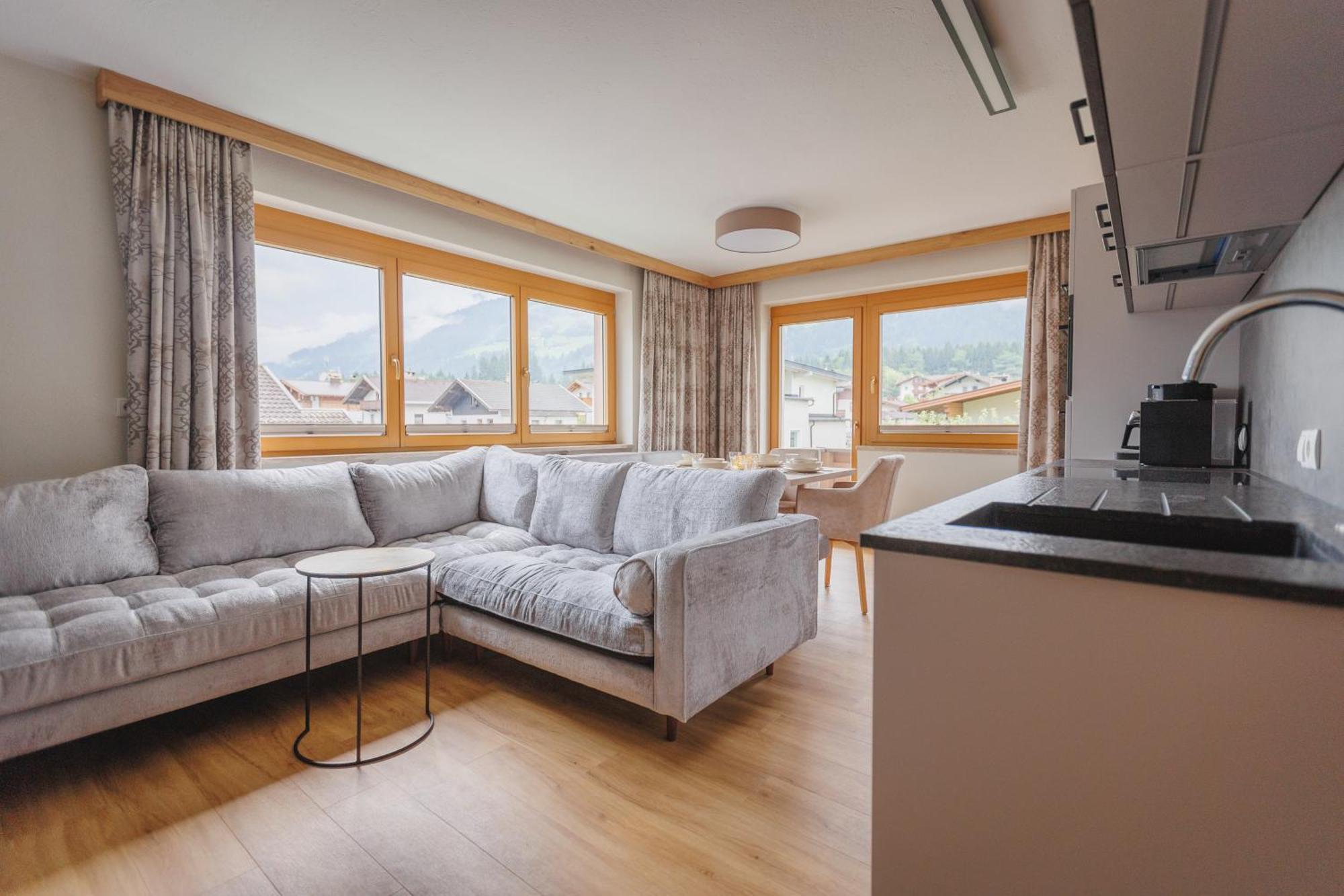 Hin&Weg Das Aparthotel Ried im Zillertal Exterior foto